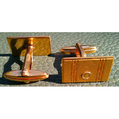 Dunhill Gold Tone Tie Clip and Cufflinks