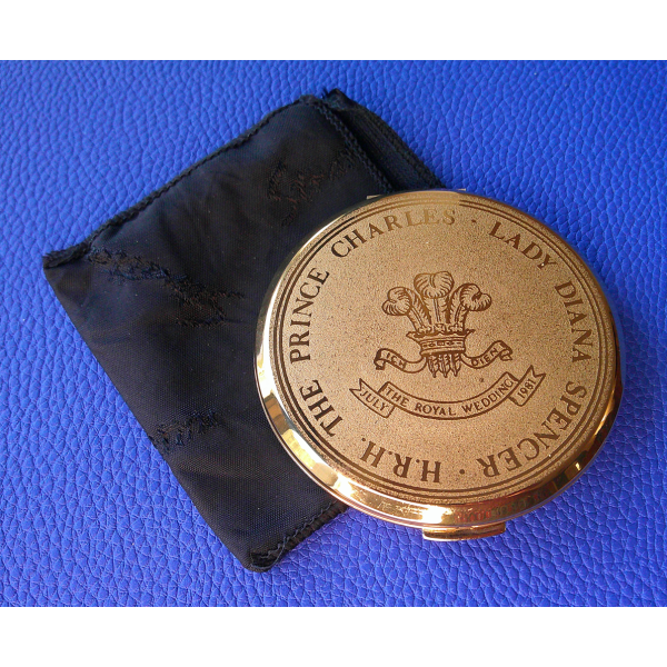 Stratton Charles and Diana Compact