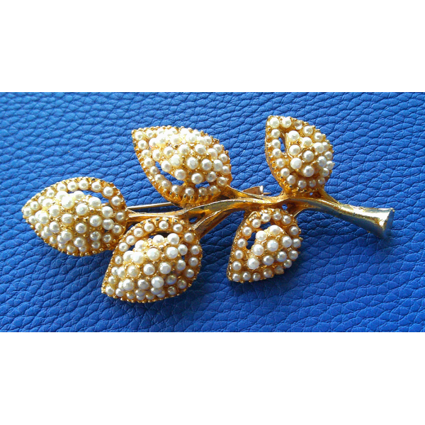 Vintage Five Leaf Brooch
