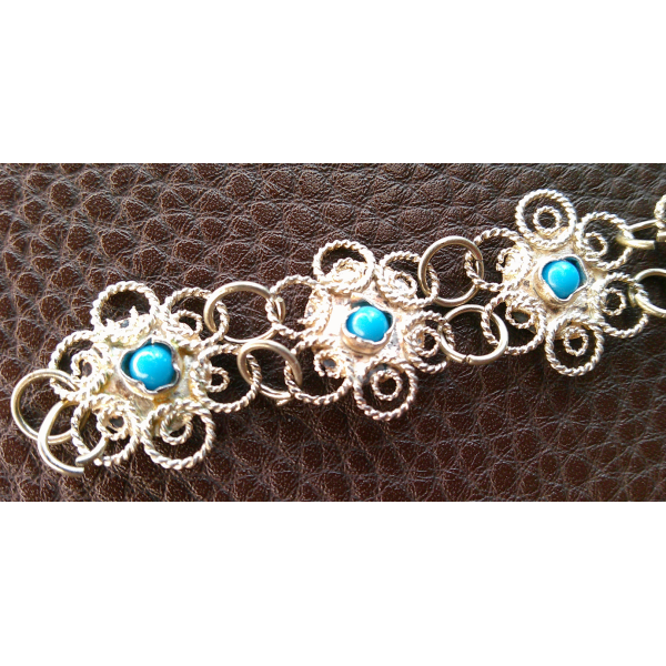 Vintage Delicate Flower Bracelet